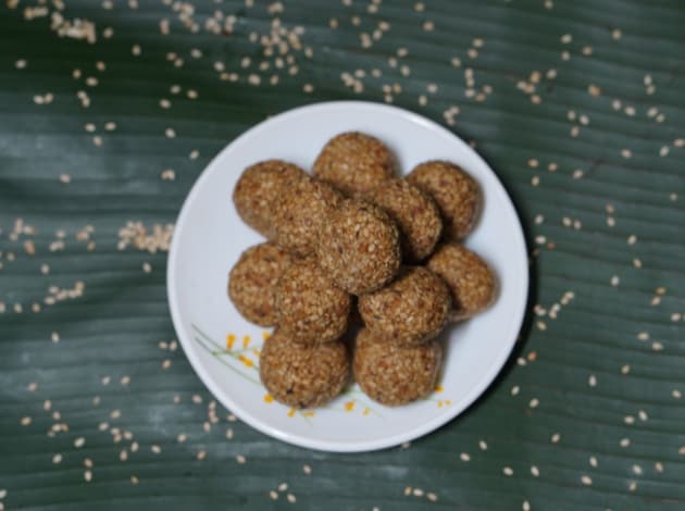 Nuvvula Laddu